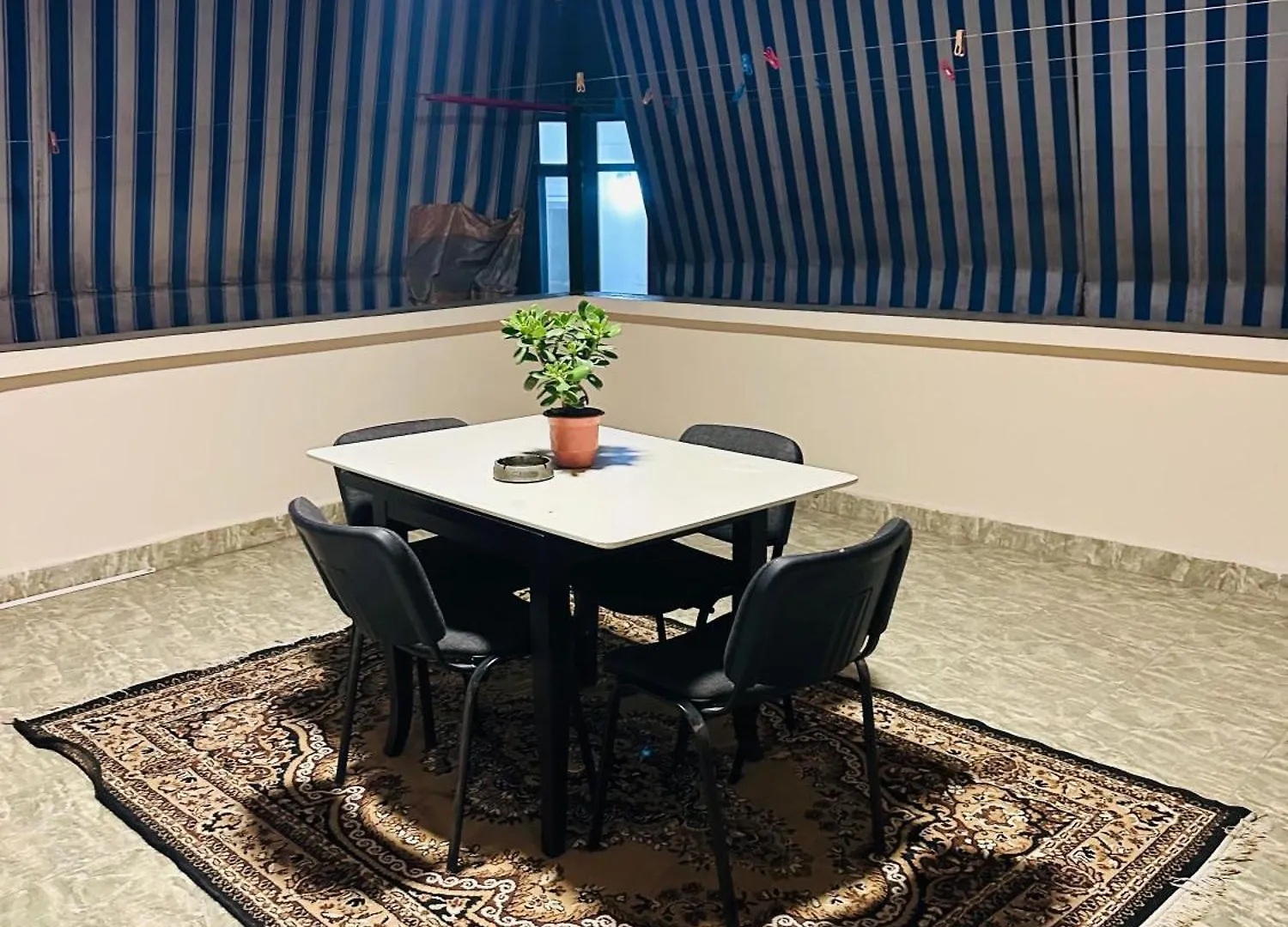 Cozy Central Studio With Terrace Tirana 0*,